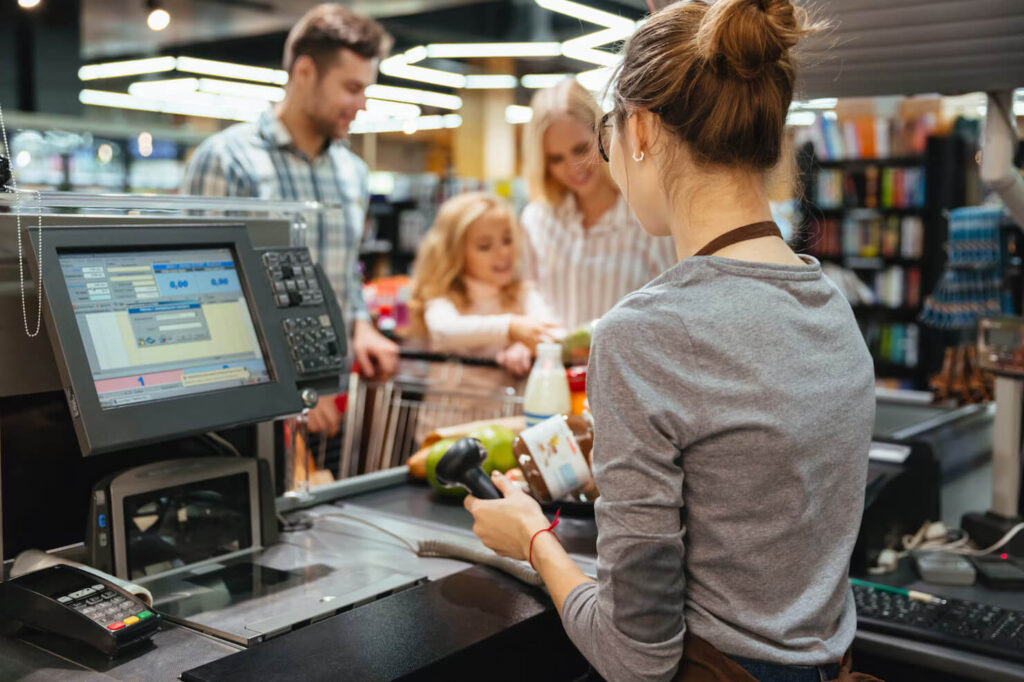 beautiful family standing cash counter 171337 2410 1.jpg